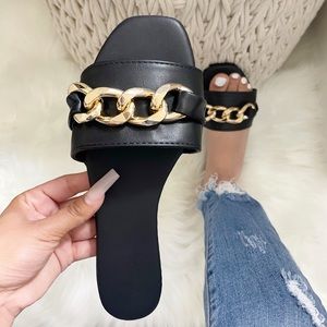 NEW Gina Chain Sandal- Black